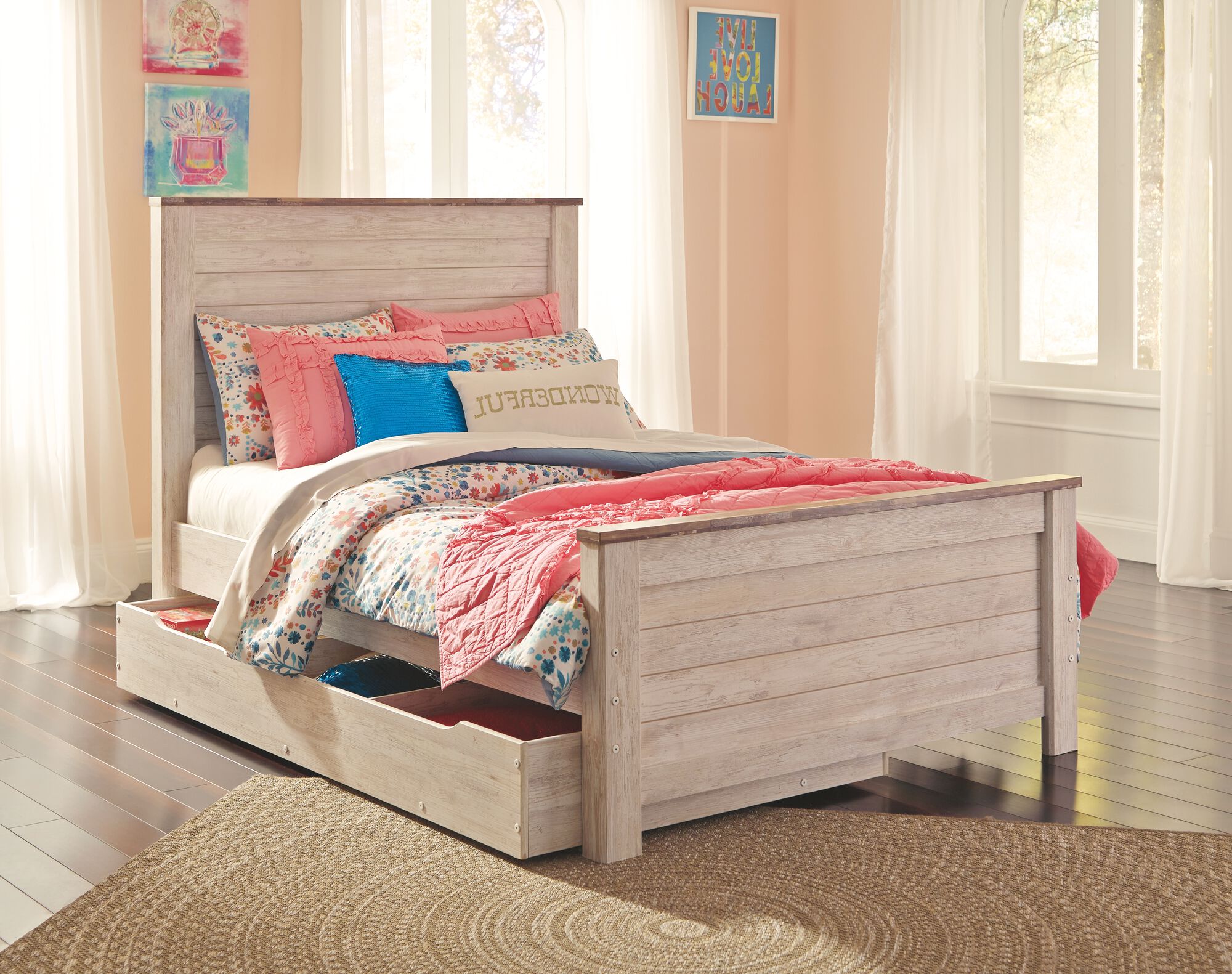 Willowton Whitewash Full Panel Bed with 1 Large Storage Drawer | Mathis