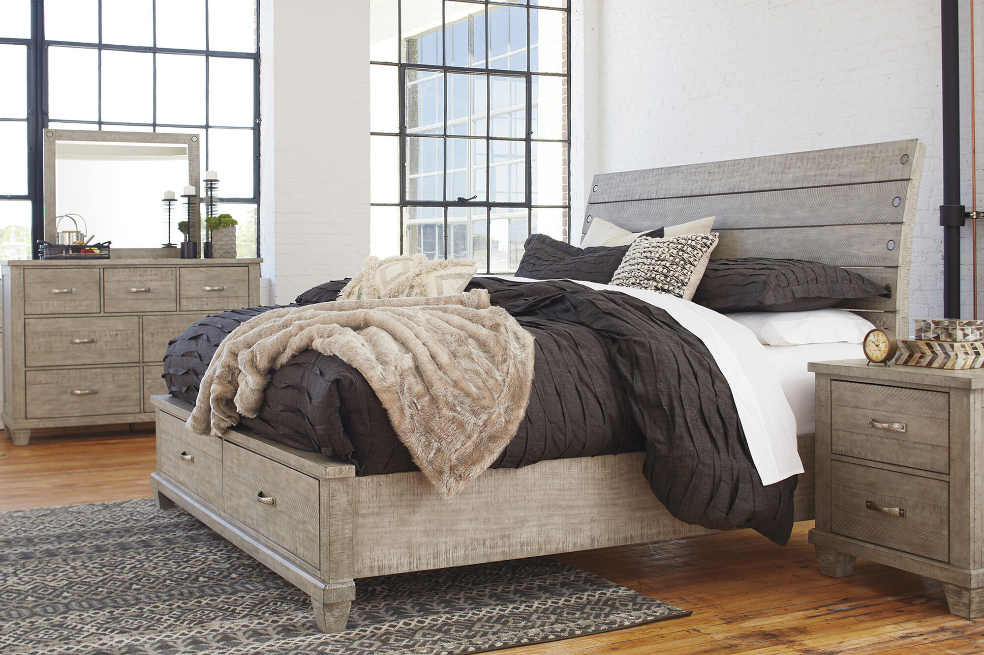 Four Piece Wood Storage Bed Set In Grey Mathis Brothers Furniture
